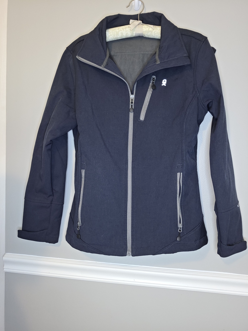 Women’s Black Utility Softshell Jacket with Grey Accents